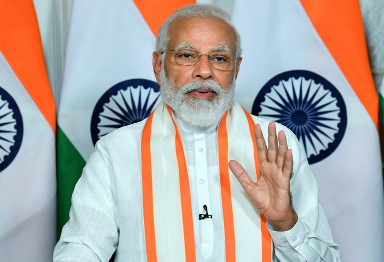 प्रधानमंत्री नरेंद्र मोदी ने आज देश के ईमानदार करदाताओं के लिए नया प्लेटफॉर्म ‘पारदर्शी कराधान-ईमानदार का सम्मान’ लॉन्च किया,पढ़ें उनके संबोधन की मुख्य बातें