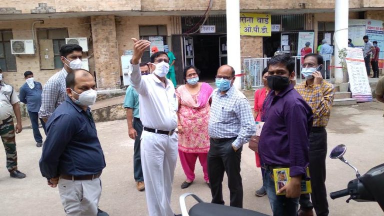 सिम्स में मरीजों की सुविधा के लिये ट्राइएज सेंटर का निर्माण शुरू, दूसरे दिन भी नगर निगम ने चलाया सफाई अभियान