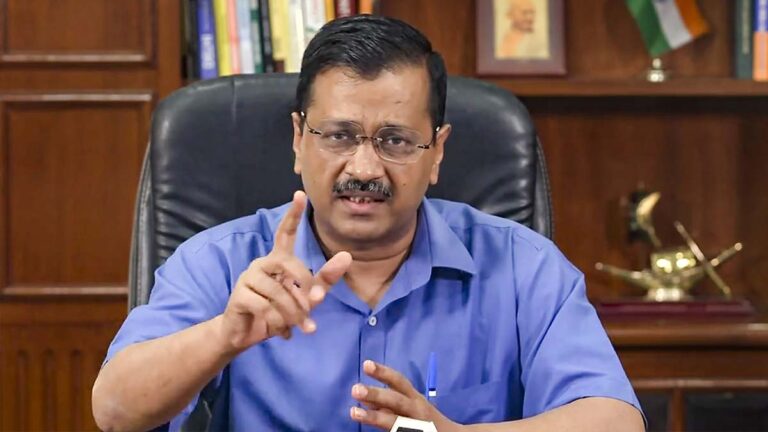 दिल्ली में इस बार भी नहीं फूटेंगे पटाखे, केजरीवाल सरकार ने पटाखों के भंडारण और बिक्री पर लगाई रोक