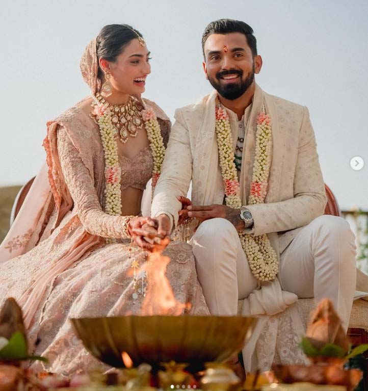 कोहली से लेकर सूर्यकुमार तक, टीम इंडिया के खिलाड़ियों ने केएल राहुल को ऐसे दी शादी की बधाई