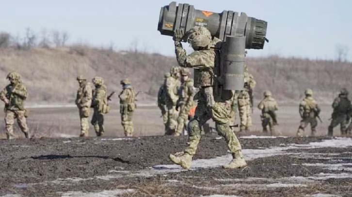 यूक्रेन का दावा- इस तारीख पर बड़े हमले की तैयारी कर रहा रूस, 5 लाख सैनिक बॉर्डर पर तैनात