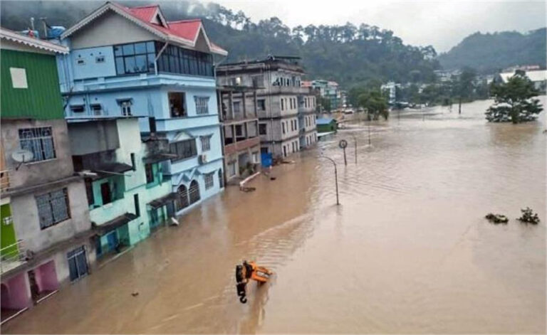 सिक्किम बाढ़ में मरने वालों की संख्या 40 के पार, 76 लोग अब भी लापता