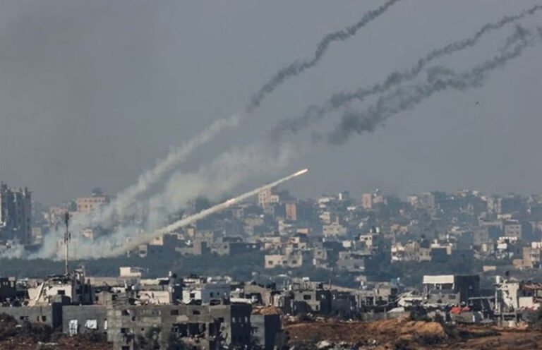 नहीं थम रहे इजराइली सेना के हमले, गाजा में एक ही परिवार के 76 लोगों की मौत