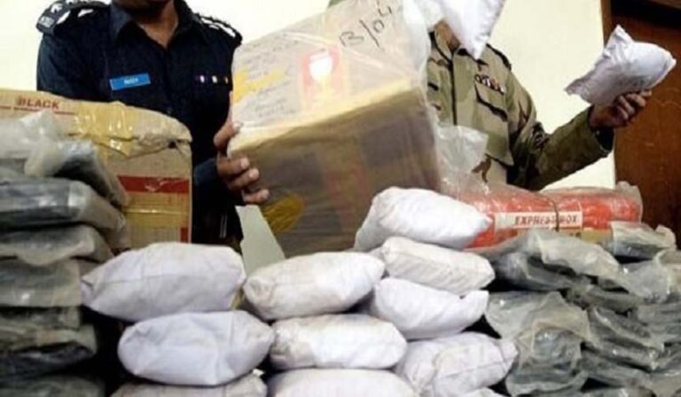 नशे के सौदागरों पर शिकंजा, भारत-नेपाल सीमा के पास डेढ़ करोड़ की हेरोइन समेत 2 तस्कर गिरफ्तार