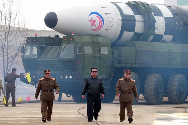दक्षिण कोरिया-अमेरिका का सैन्य अभ्यास खत्म होते ही, उत्तर कोरिया ने दागी मिसाइलें, बढ़ा तनाव