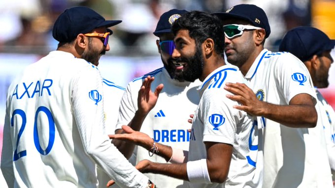 टीम इंडिया ने रचा इतिहास, तीनों फॉर्मेट में नंबर-एक पर आई; टेस्ट में ऑस्ट्रेलिया को पीछे छोड़ा