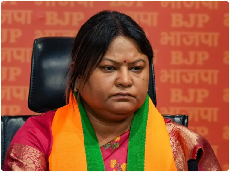 “इंडी गठबंधन की सरकार ने प्रदेश को सिर्फ लूटने का काम किया है”, सीता सोरेन का निशाना