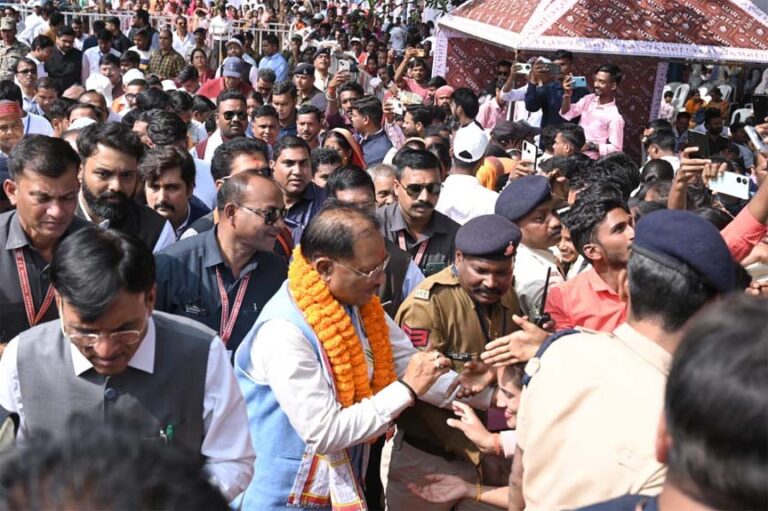 जनजातीय गौरव दिवस के अवसर पर जशपुर में पदयात्रा शुरू