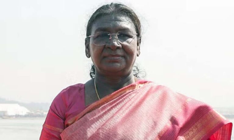 शिक्षण संस्थानों से बोलीं राष्ट्रपति: भारत को बनाएं वैश्विक शिक्षा का केंद्र, शिक्षा के साथ शोध भी जरूरी