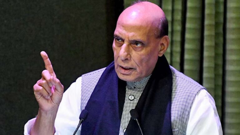 ‘दुनिया की शीर्ष सैन्य शक्ति बनेगा भारत’, राजनाथ बोले- 2029 तक तीन लाख करोड़ के रक्षा उत्पादन का लक्ष्य