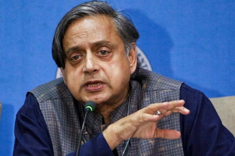शशि थरूर ने फिर की ऑपरेशन सिंदूर की तारीफ, कहा- हमने बता दिया आतंकवाद बर्दाश्त नहीं करेंगे