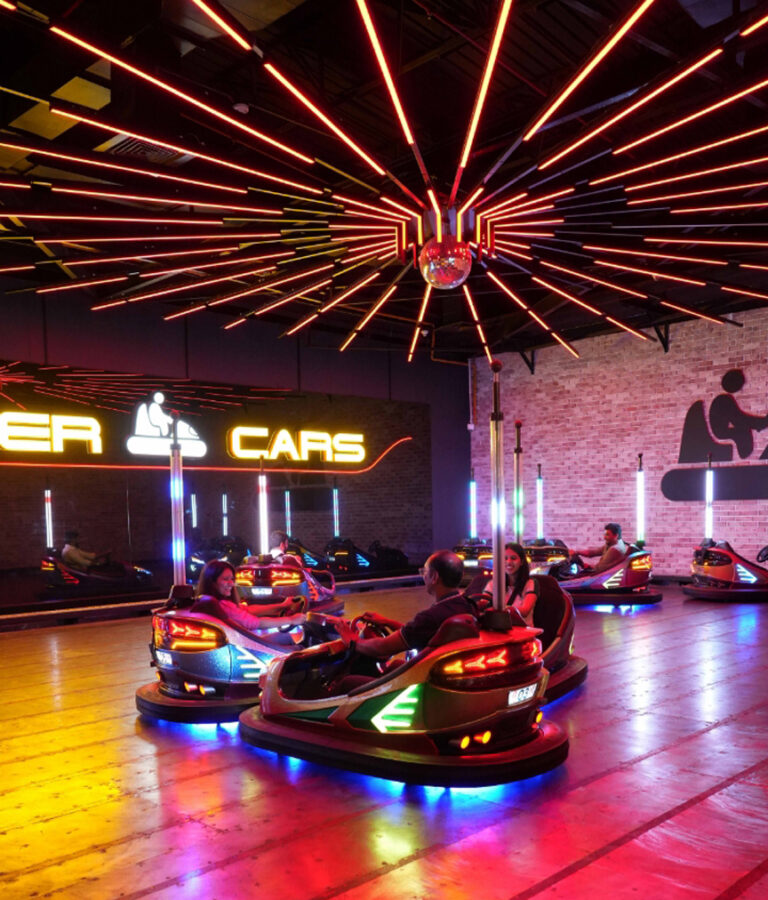 टाइमज़ोन के सबसे बड़े फ्लैगशिप वेन्यू का शुभारंभ