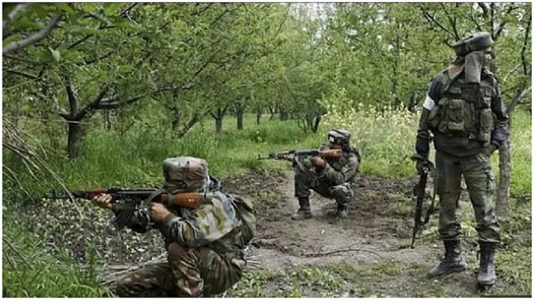 सुकमा में ‘ऑपरेशन मानसून’, शहीदी सप्ताह के बीच सुरक्षाबलों और नक्सलियों के बीच मुठभेड़