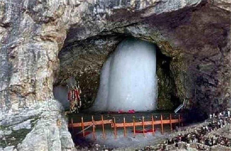 अमरनाथ यात्रा: बाबा बर्फानी के दर्शन को उमड़े 6143 नए श्रद्धालु, 2 लाख से ज़्यादा ने किए दर्शन, कश्मीर की ओर रवाना नया जत्था