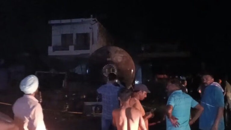 चार और लोगों की मौत, अब तक सात ने तोड़ा दम, जान गंवाने वालों और घायलों की पूरी जानकारी