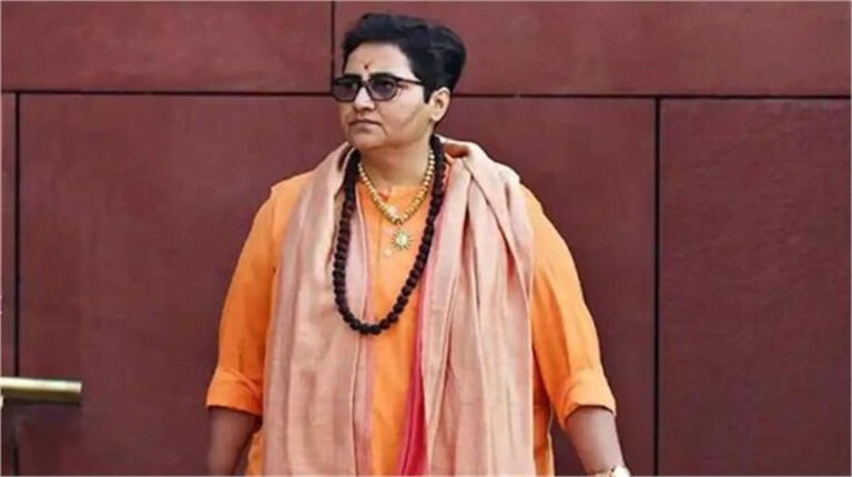 मालेगांव केस में बरी होने  के बाद कांग्रेस पर साध्वी प्रज्ञा का हमला कहा- हिंदू आतंकवाद’ का नारा देने वालों का मुंह हुआ काला