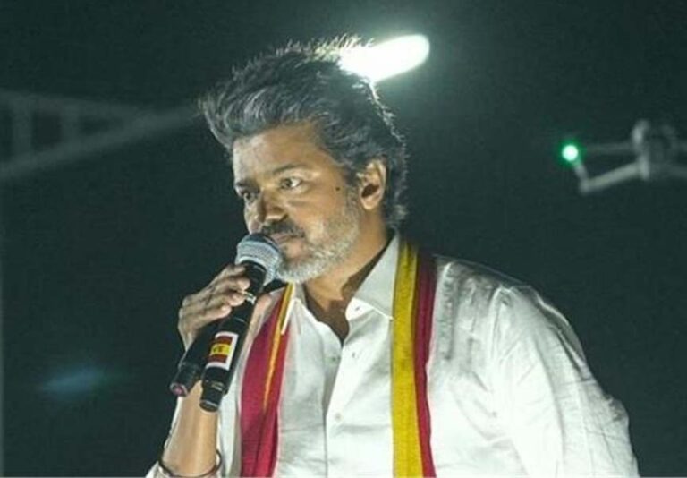 विजय ने मृतकों के लिए किया ₹20 लाख मुआवजे का ऐलान, भावुक होकर कहा-‘यह ऐसा नुकसान है, जिसकी भरपाई…’