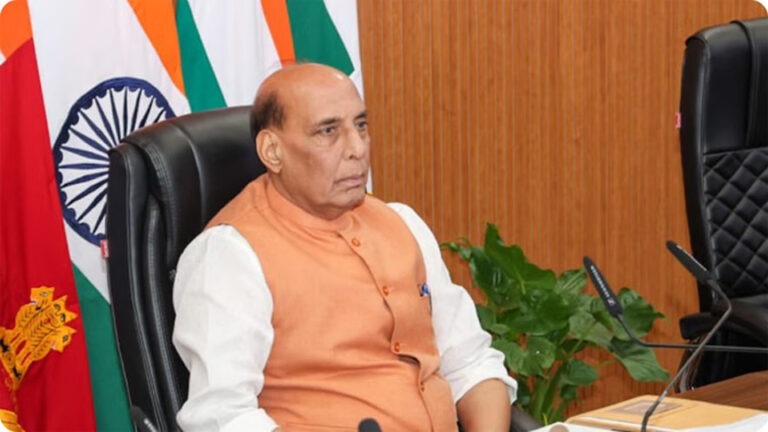 समुद्री युद्ध क्षमता में होगा इजाफा, एक लाख करोड़ से नौ पनडुब्बियां खरीदेगा भारत, दो सौदों की तैयारी