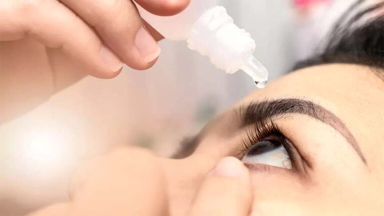 वैज्ञानिकों ने खोजा नया आई ड्रॉप, जो हमेशा के लिए खत्म कर सकता है नजर का चश्मा