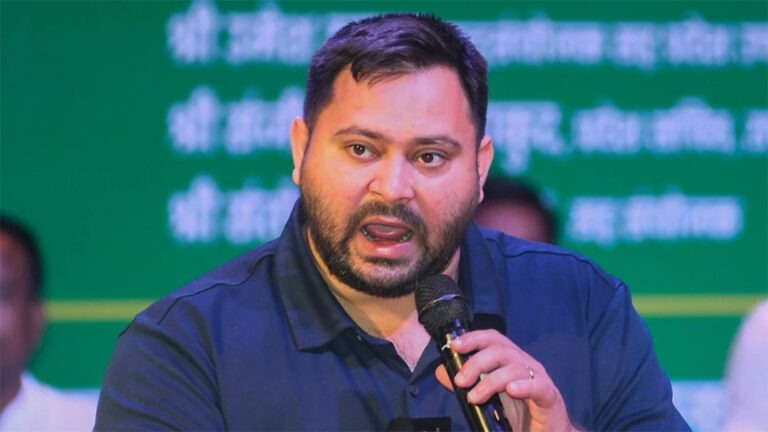 तेजस्वी ने सरकार से पूछे 10 सवाल, ‘महिलाएं असुरक्षित क्यों.. अपराध पर लगाम क्यों नहीं?,’  कहा- 20 वर्षों में बिहार की दो पीढ़ियां बर्बाद…