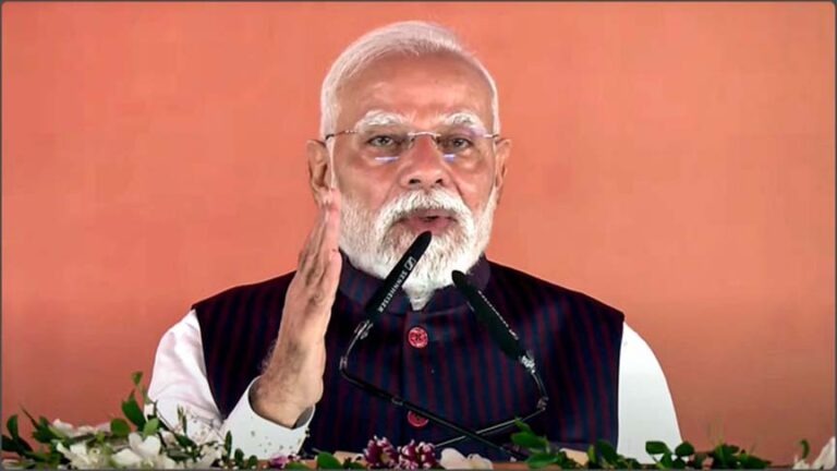 पीएम मोदी बोले- हमने देश को कांग्रेस के लूटतंत्र से बाहर निकाला, अब दोगुनी बचत-कमाई का दौर