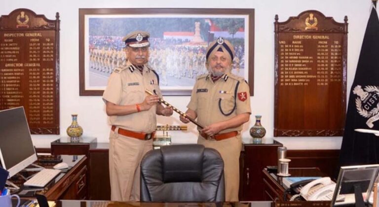 आईपीएस प्रवीर रंजन बने CISF के नए महानिदेशक, संभाल चुके हैं कई संवेदनशील हवाई अड्डों की सुरक्षा