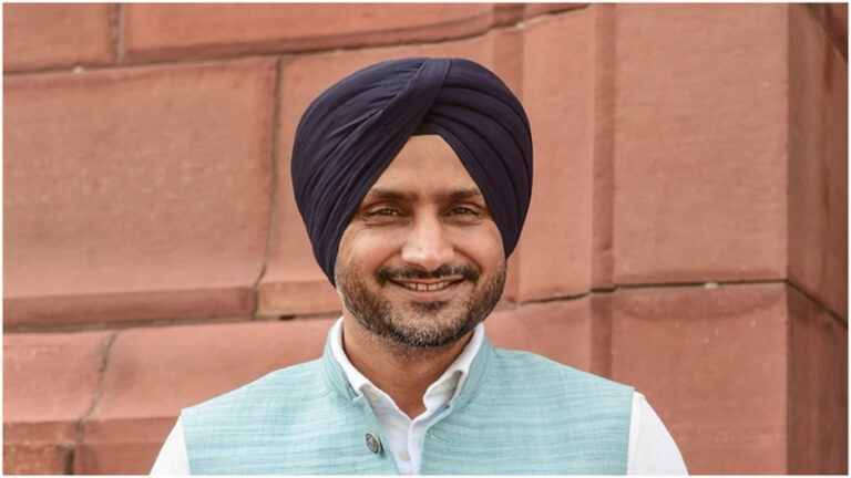 ‘आप’ छोड़ते ही हरभजन सिंह की Z+ सिक्योरिटी वापस ली, मान सरकार का बड़ा एक्शन
