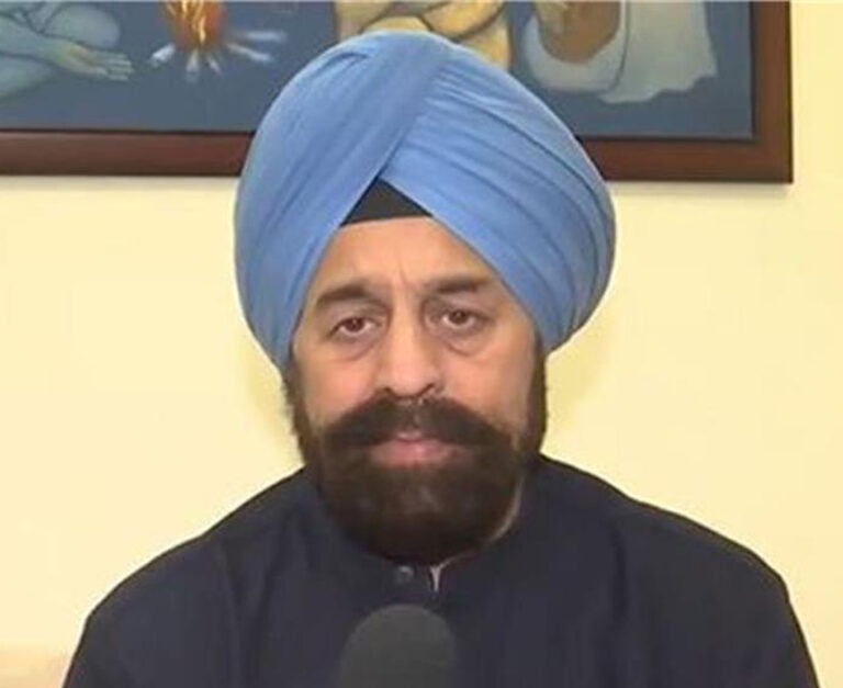 केजरीवाल पर बरसे RP Singh, बोले- ‘सत्याग्रह की बात करने वाले बताएं, क्या शीशमहल और शराब घोटाला गांधीवादी था?’
