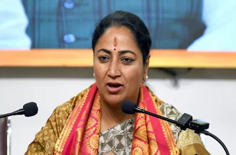 विपक्ष के महिला विरोधी रुख पर उनके निर्वाचन क्षेत्रों की हर महिला सवाल उठाएगी: रेखा गुप्ता