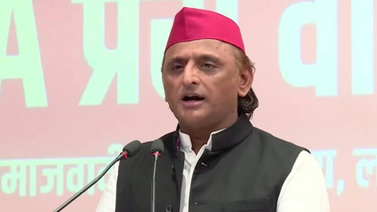 महिला आरक्षण बिल पर अखिलेश ने बीजेपी को घेरा, बोले- भाजपा ‘नारी’ को ‘नारा’ बनाने की कोशिश में थी