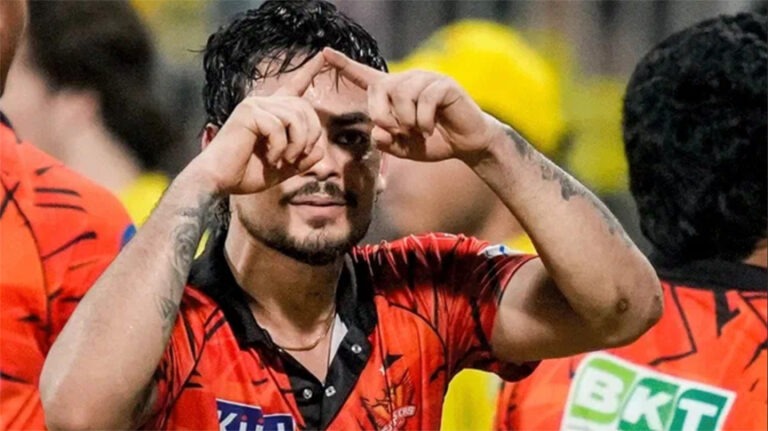 IPL 2026: धोनी के फेयरवेल के बीच चेपॉक में बवाल! ईशान किशन की इस शर्मनाक हरकत से भड़के CSK फैंस