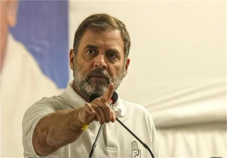 राहुल का प्रधानमंत्री पर कटाक्ष : छिपाने के लिए कुछ नहीं होता तो डरने की जरूरत नहीं पड़ती