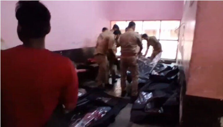 लखीमपुर खीरी में भीषण हादसा: हाईवे पर ट्रक और मैजिक की भिड़ंत, नौ लोगों की मौत, दो से अधिक घायल