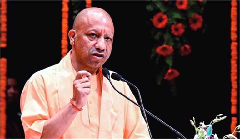 शिक्षा पर सीएम योगी का बड़ा बयान: ईरान-अमेरिका तनाव का जिक्र कर बोले—’एक भी बच्चा अनपढ़ रहा, तो भुगतना पड़ेगा अंजाम’