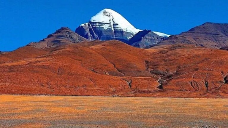 सात साल बाद फिर खुला कैलाश मानसरोवर का रास्ता: आज नाथू ला से रवाना होगा पहला जत्था