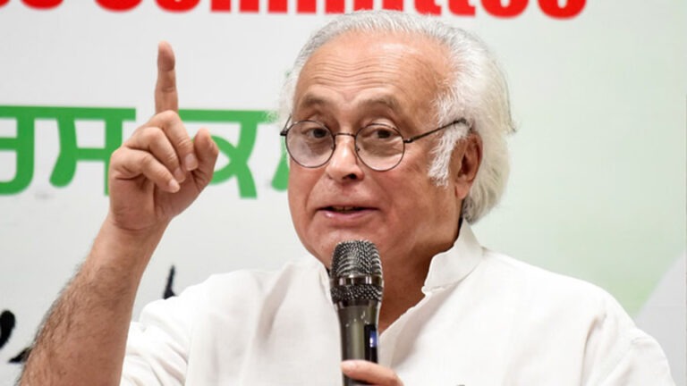सीबीएसई मार्किंग विवाद: ‘अक्षमता की मिसाल हैं मंत्री प्रधान’, कांग्रेस की मांग- राजधर्म निभाते हुए इस्तीफा दें