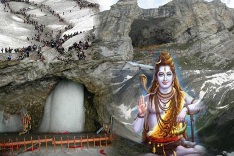 अमरनाथ यात्रा का सबसे बड़ा रहस्य: आखिर क्यों अमर हैं गुफा के ये दो सफेद कबूतर? दर्शन मात्र से खुल जाते हैं मोक्ष के द्वार