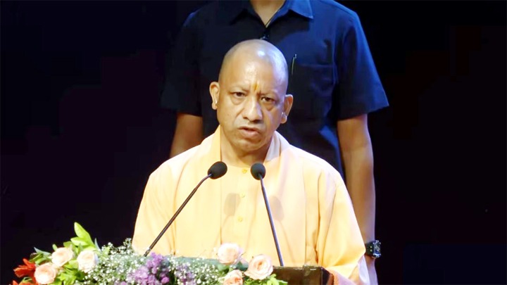 सीएम योगी बोले- देश को अराजकता और अलगाववाद की भट्टी में झोंकने का रचा जा रहा षड्यंत्र